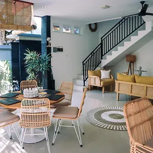 Cantik Villa